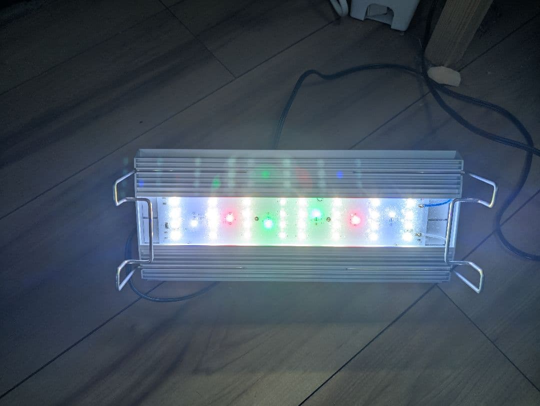 アクロ TRIANGLE LED GROW PRO 300