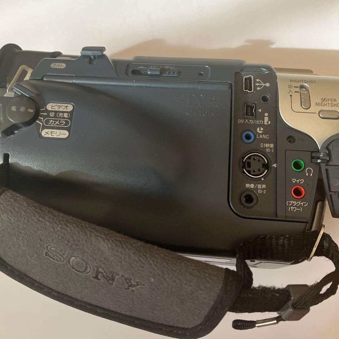 SONY　DCR-TRV17 ビデオカメラ