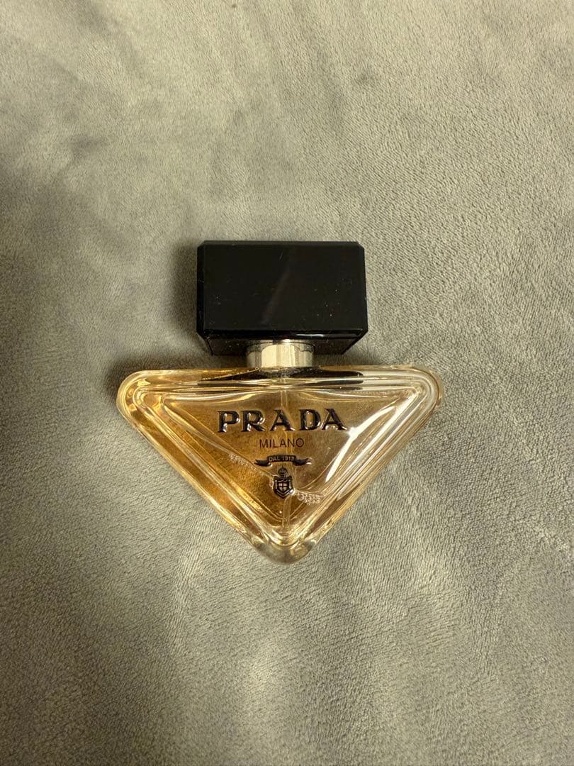 PRADA 香水　プラダ　パラドックス　オーデパルファム