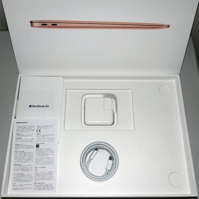 【美品】MacBook Air 2020 i3/8GB/256GB_GLD