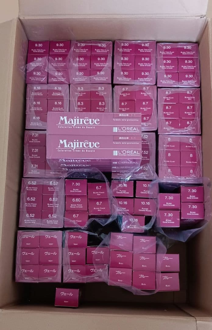 【価格ご相談可】美容室閉店整理出品　Majirel カラーリング剤 まとめ売り