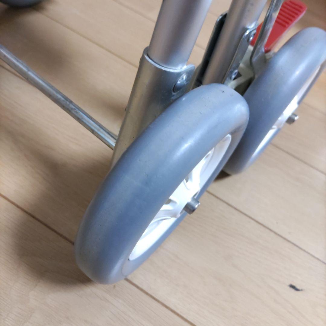 【美品】介護用品歩行補助器具　コメット　シルバーカー 折りたたみ
