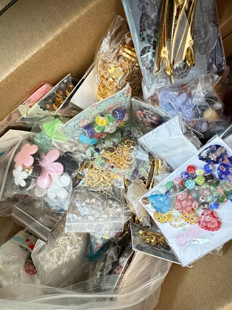ハンドメイド　アクセサリー　パーツ　チャーム　まとめ売り　セット