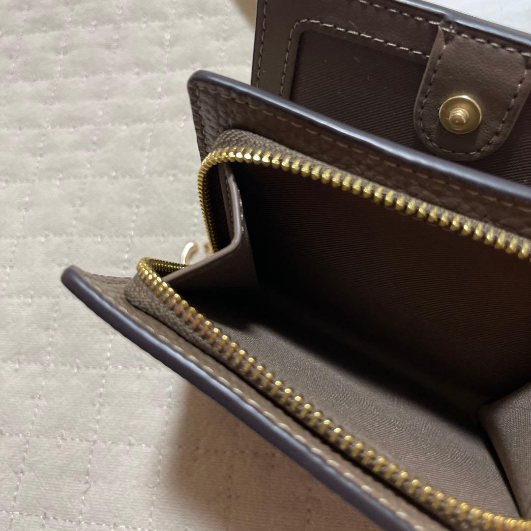 COACH 二つ折り財布