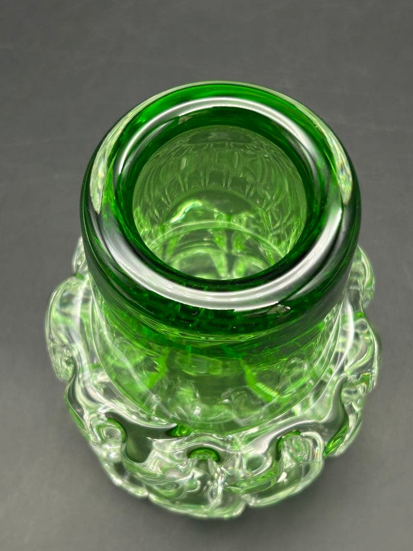 フランティシェク・ヴィズナー　チェコ　ガラス　花瓶　1970年代　希少品