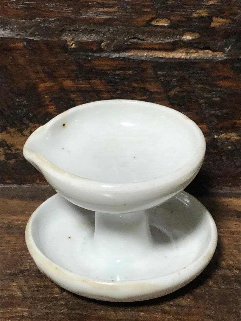 白磁　灯火　時代