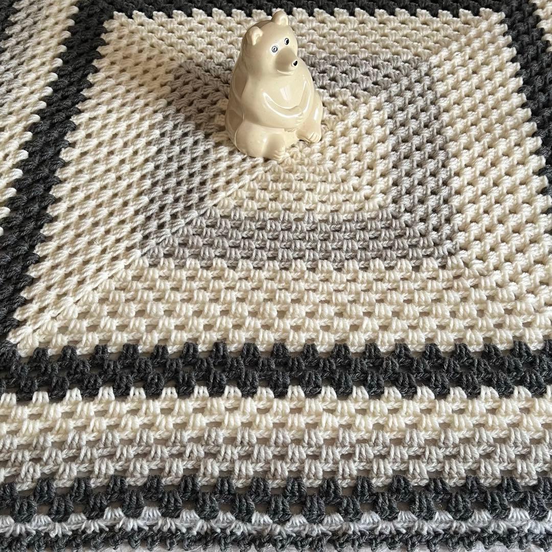 ハンドメイド かぎ針編み ブランケット グラニースクエア マルチカバー 北欧