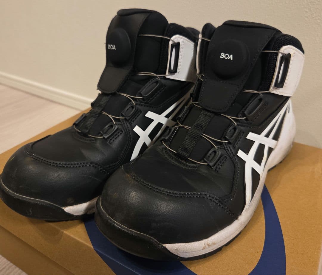 ASICS CP304BOA 安全靴 ブラック/ホワイト 25.5