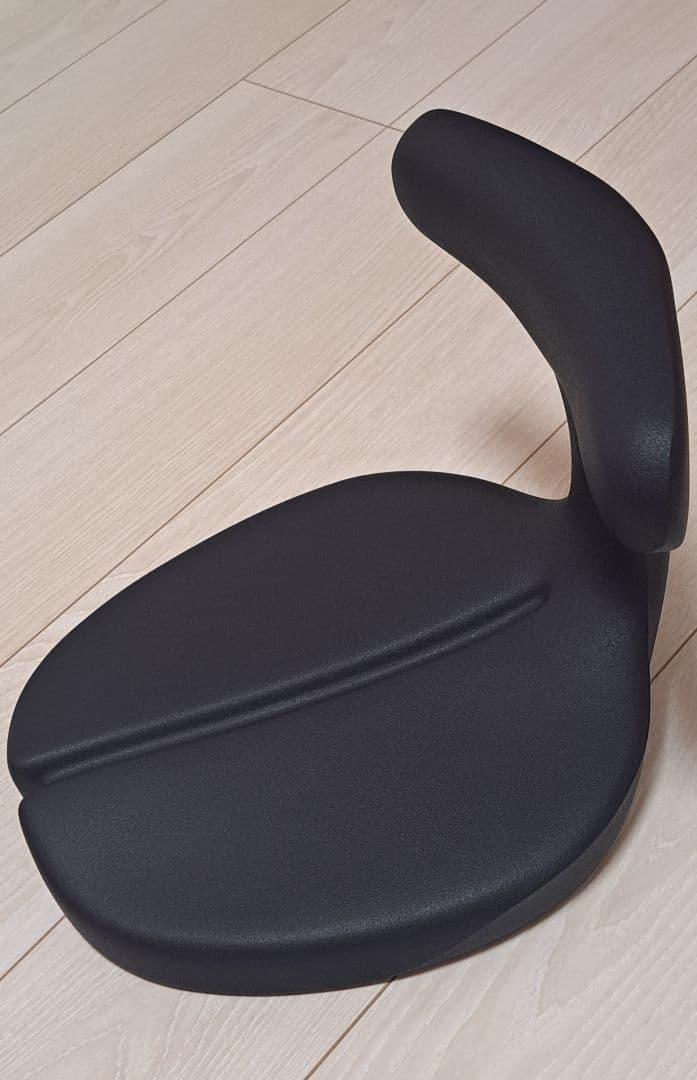 アーユルチェア　Ayur medical seat　ブラック