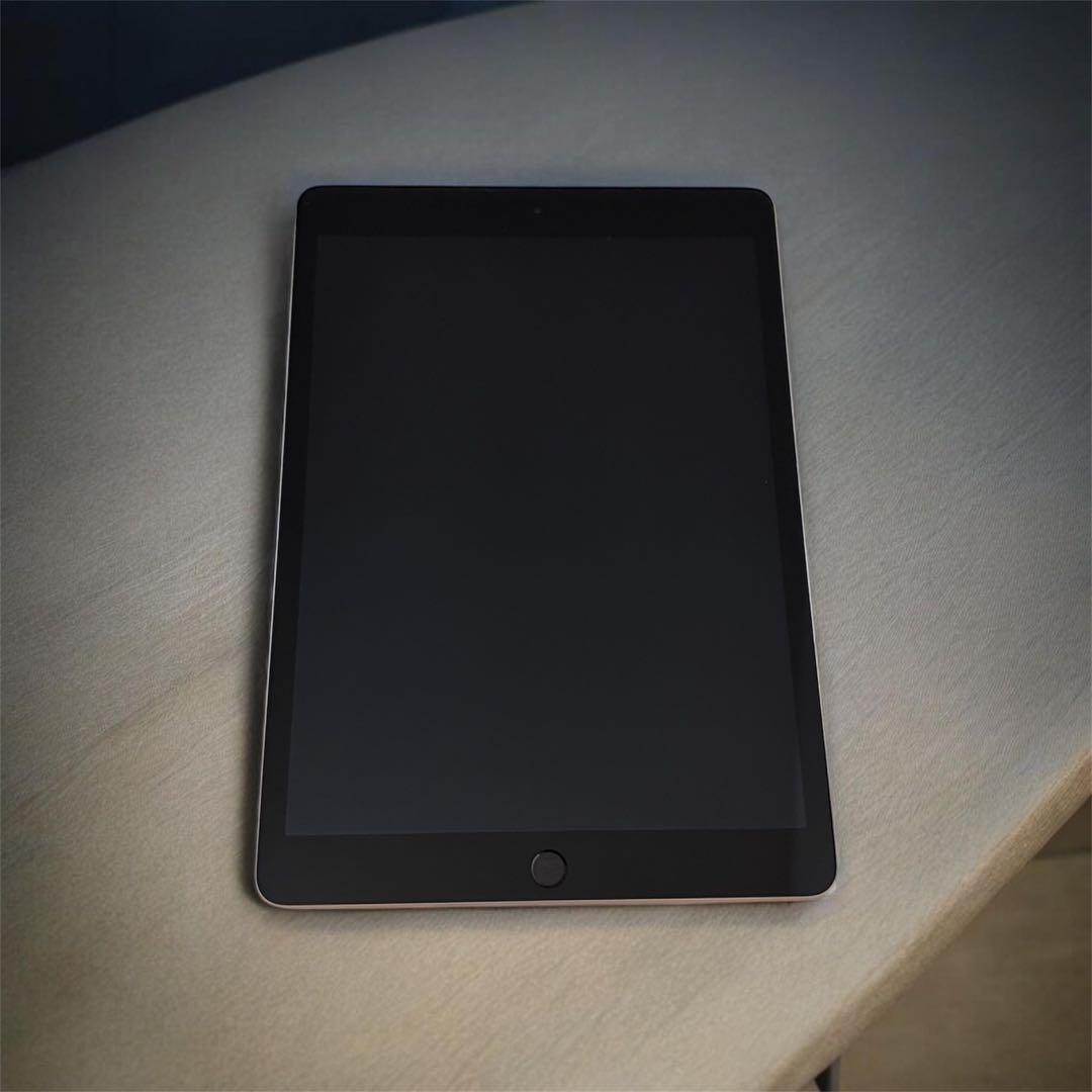 【美品】iPad 第9世代 Wi-Fiモデル 64GB シルバー②