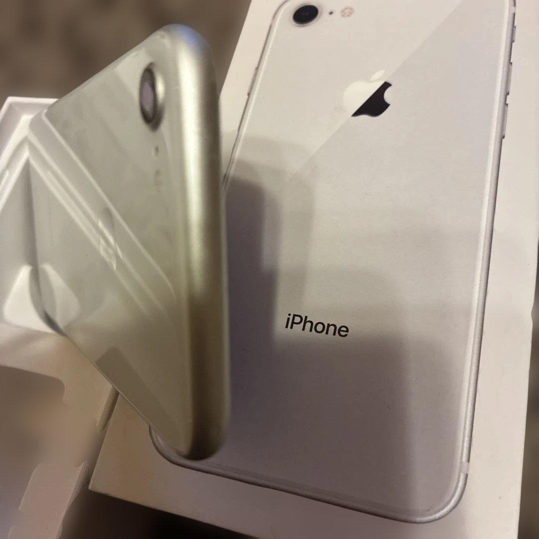 Apple iPhone 8 ホワイト本体　空箱